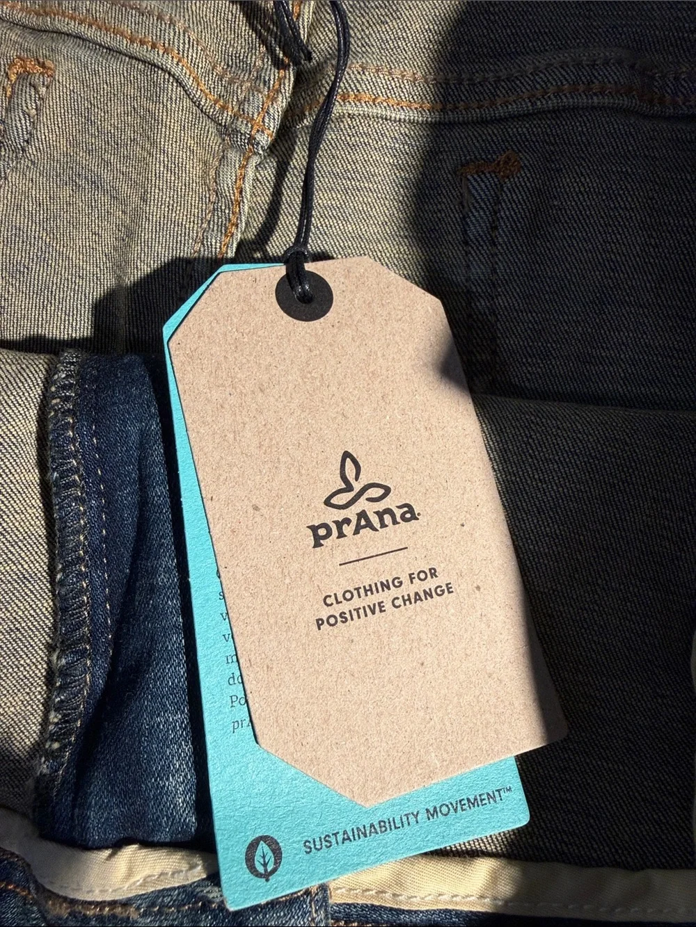Prana Men's Axiom Straight Light Blue Denim Jeans. Sz 40x32 NWT